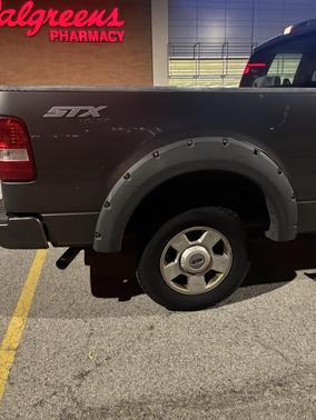 2004 Ford F-150 XL SuperCab