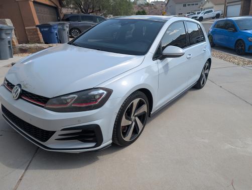 2018 Volkswagen Golf GTI 2.0T Autobahn 4-Door