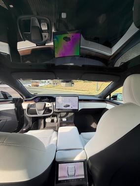 2022 Tesla Model S Long Range