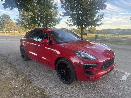 2018 Porsche Macan Macan GTS