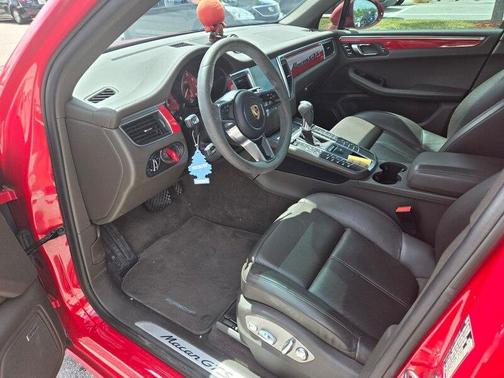 Red 2018 Porsche Macan Macan GTS