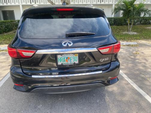Black 2017 INFINITI QX60 Base