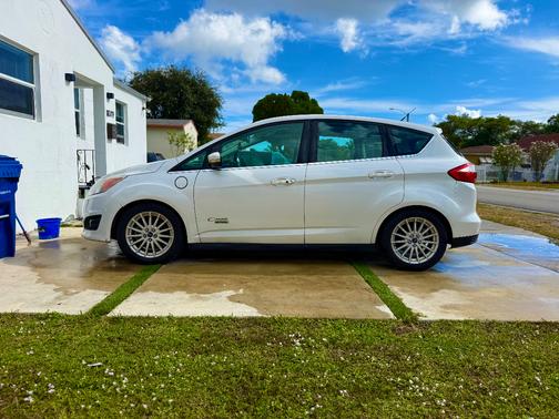 2014 Ford C-Max Energi SEL