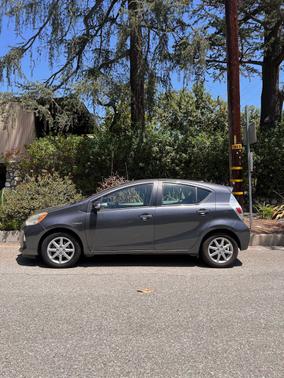 2012 Toyota Prius c Three