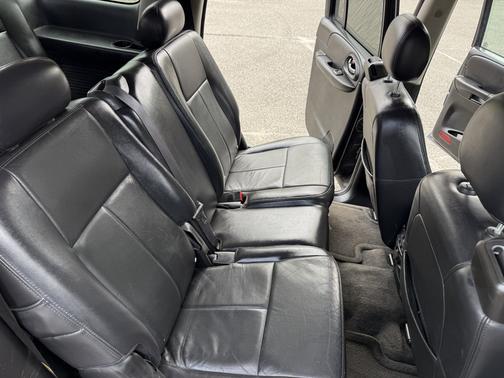 Gray 2005 Chevrolet TrailBlazer EXT LT