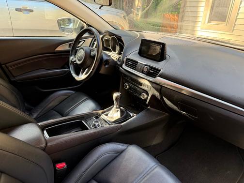 Gray 2017 Mazda Mazda3 Touring 2.5