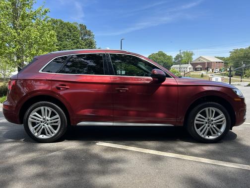 Red 2018 Audi Q5 2.0T Tech Premium