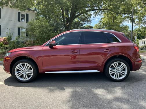 Red 2018 Audi Q5 2.0T Tech Premium