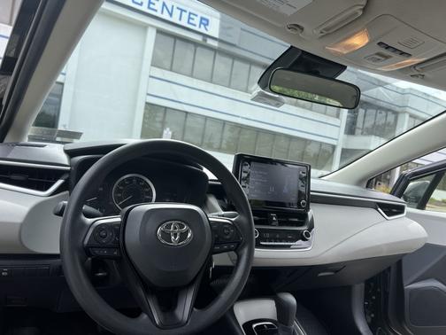 Black 2022 Toyota Corolla LE