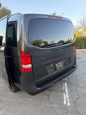 2021 Mercedes-Benz Metris Base