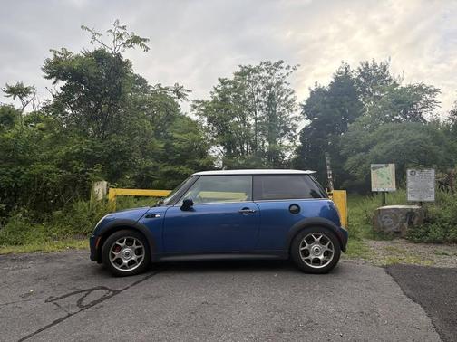 Blue 2005 MINI Cooper S Base