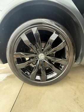 2021 Volkswagen Tiguan 2.0T SE R-Line Black