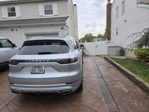 2019 Porsche Cayenne Base