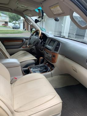 Green 2006 Lexus LX 470 Base