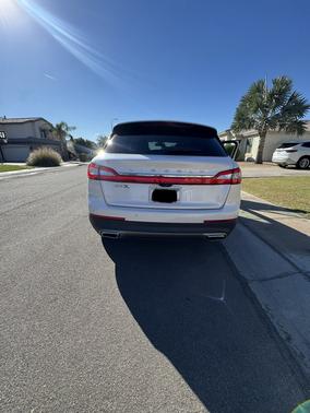 White 2016 Lincoln MKX Select