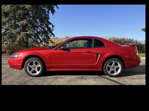 2001 Ford Mustang SVT Cobra