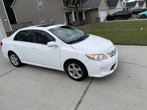 2013 Toyota Corolla LE