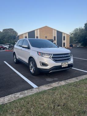 White 2015 Ford Edge Titanium