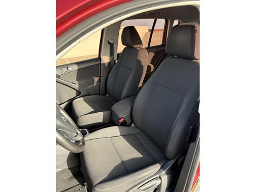 2014 Volkswagen Tiguan Auto S