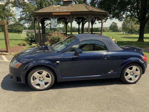 2004 Audi TT 3.2 quattro Roadster