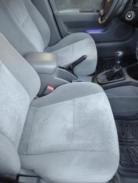 Blue 2004 Suzuki Forenza S