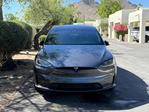 2023 Tesla Model X Plaid