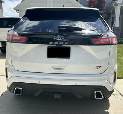 White 2022 Ford Edge ST