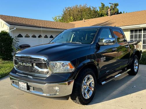 2019 RAM 1500 Classic Laramie