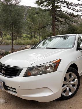 White 2009 Honda Accord EX