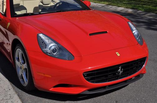 2014 Ferrari California Base