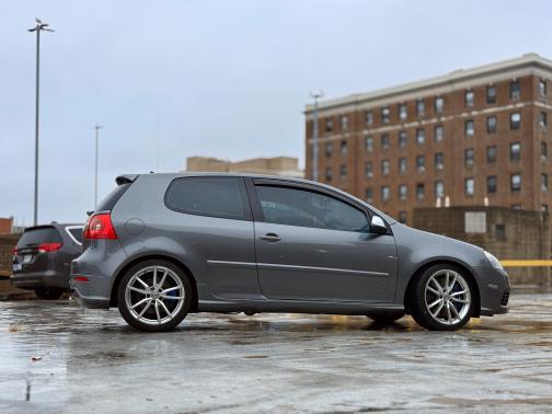 2008 Volkswagen R32 Base