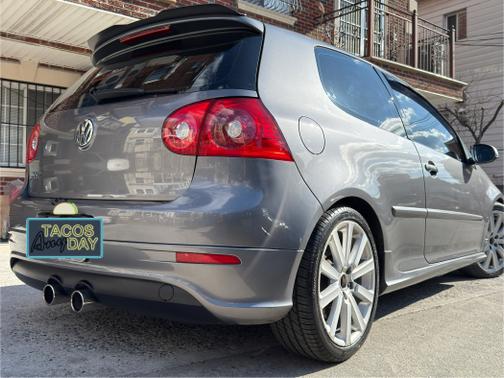 2008 Volkswagen R32 Base