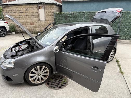 2008 Volkswagen R32 Base