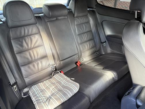 2008 Volkswagen R32 Base