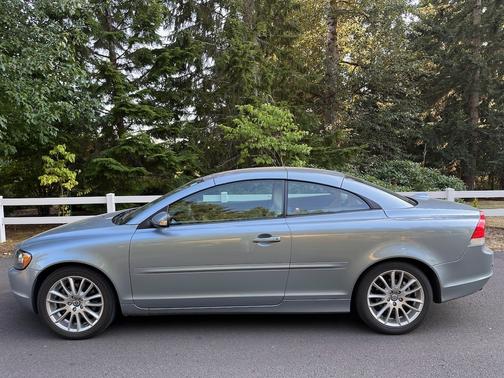 2006 Volvo C70 T5