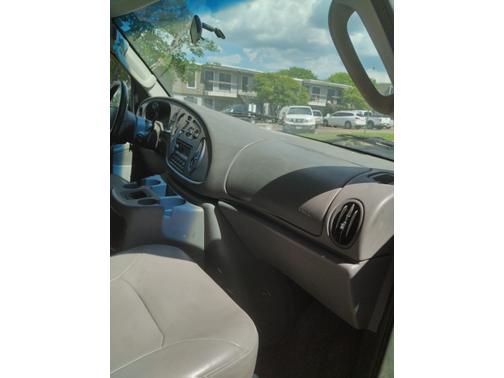 2003 Ford E250 Cargo