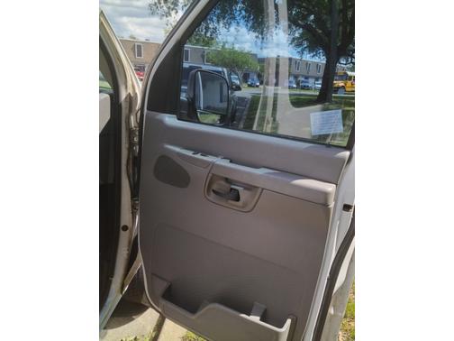 2003 Ford E250 Cargo