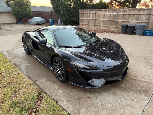 Black 2018 McLaren 570GT Base