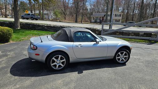 Silver 2008 Mazda MX-5 Miata Sport