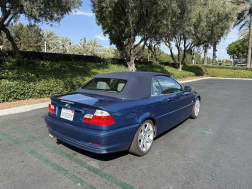 Blue 2002 BMW 325 Cic