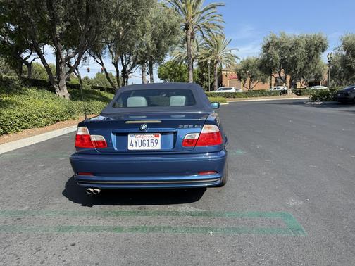 Blue 2002 BMW 325 Cic