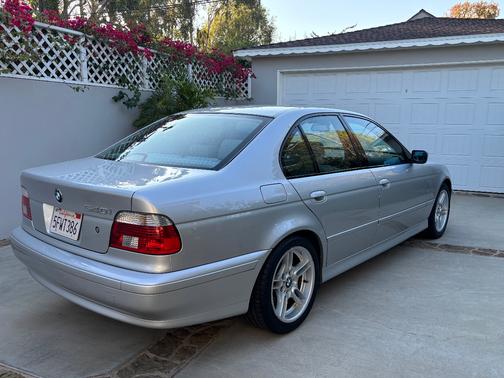 2001 BMW 540 i