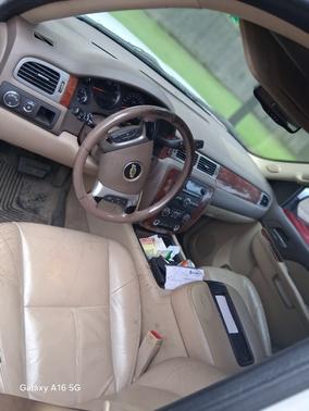 White 2011 Chevrolet Tahoe LS