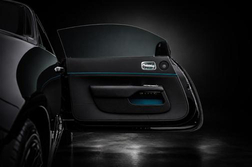 Black 2019 Rolls-Royce Wraith Base