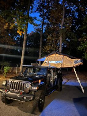 Gray 2020 Jeep Gladiator Mojave