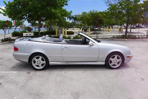 Silver 2001 Mercedes-Benz CLK-Class 430 Cabriolet