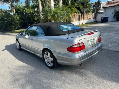 Silver 2001 Mercedes-Benz CLK-Class 430 Cabriolet