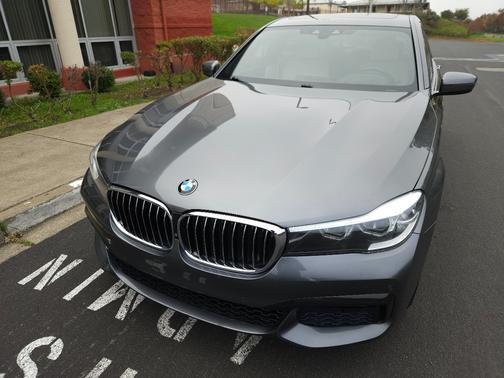 2017 BMW 740 i
