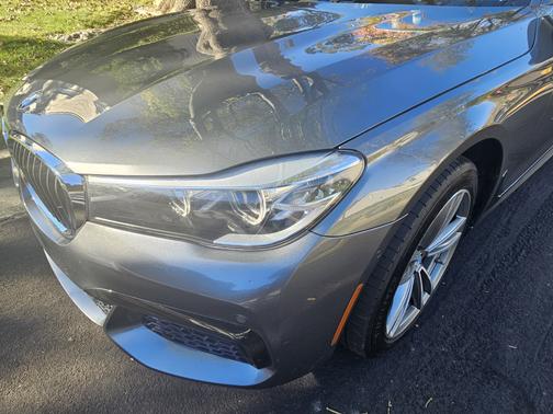2017 BMW 740 i