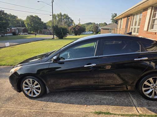 2012 Hyundai SONATA SE